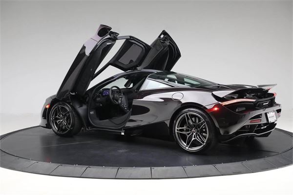 2018 McLaren 720S in Quartz - exterior photo 9