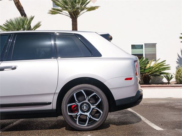 2022 Rolls-Royce Cullinan Black Badge in Ice Premiere Silver - exterior photo 16