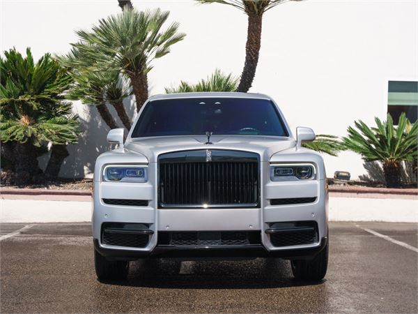 2022 Rolls-Royce Cullinan Black Badge in Ice Premiere Silver - exterior photo 5