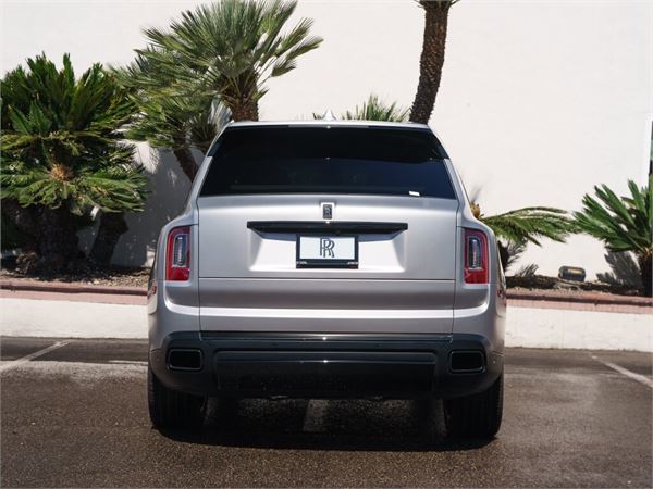 2022 Rolls-Royce Cullinan Black Badge in Ice Premiere Silver - exterior photo 10