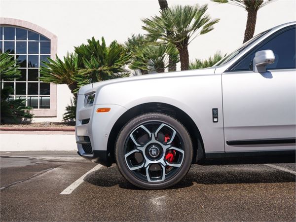 2022 Rolls-Royce Cullinan Black Badge in Ice Premiere Silver - exterior photo 17