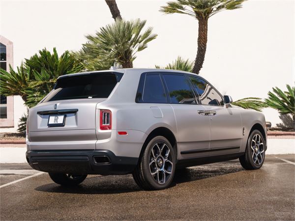 2022 Rolls-Royce Cullinan Black Badge in Ice Premiere Silver - exterior photo 3