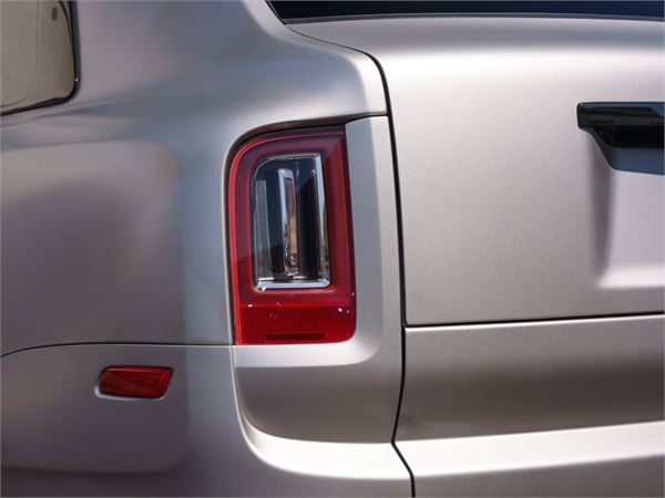2022 Rolls-Royce Cullinan Black Badge in Ice Premiere Silver - exterior photo 11