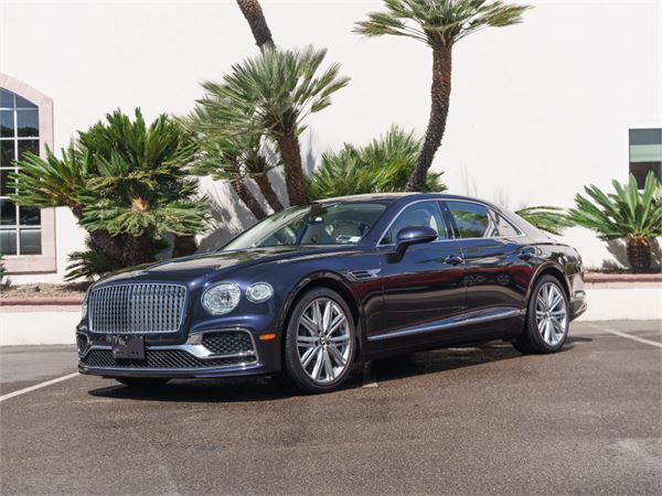 2023 Bentley Flying Spur Hybrid in Dark Sapphire - exterior photo 13