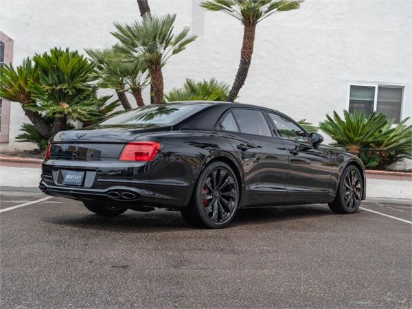 2025 Bentley Flying Spur Edition 8 in Beluga - exterior photo 16
