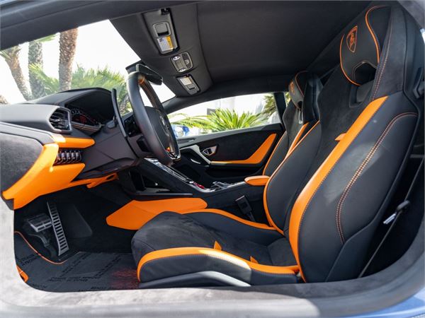 2023 Lamborghini Huracan Tecnica in Blue Eleos Metallic - interior photo 20