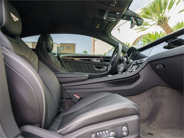 2024 Bentley Continental GT V8 in Glacier White - interior photo 18