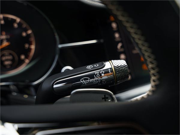 2024 Bentley Continental GT V8 in Glacier White - interior photo 21