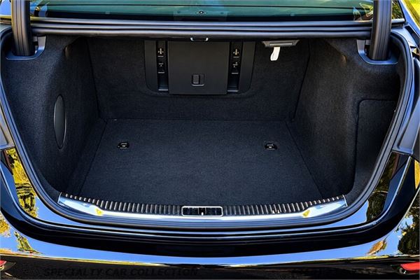 2021 Maybach S580 4MATIC in Onyx Black Metallic - detail photo 21