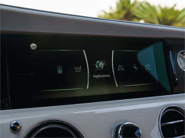 2023 Rolls-Royce Ghost Silver Badge in Arctic White - interior photo 24