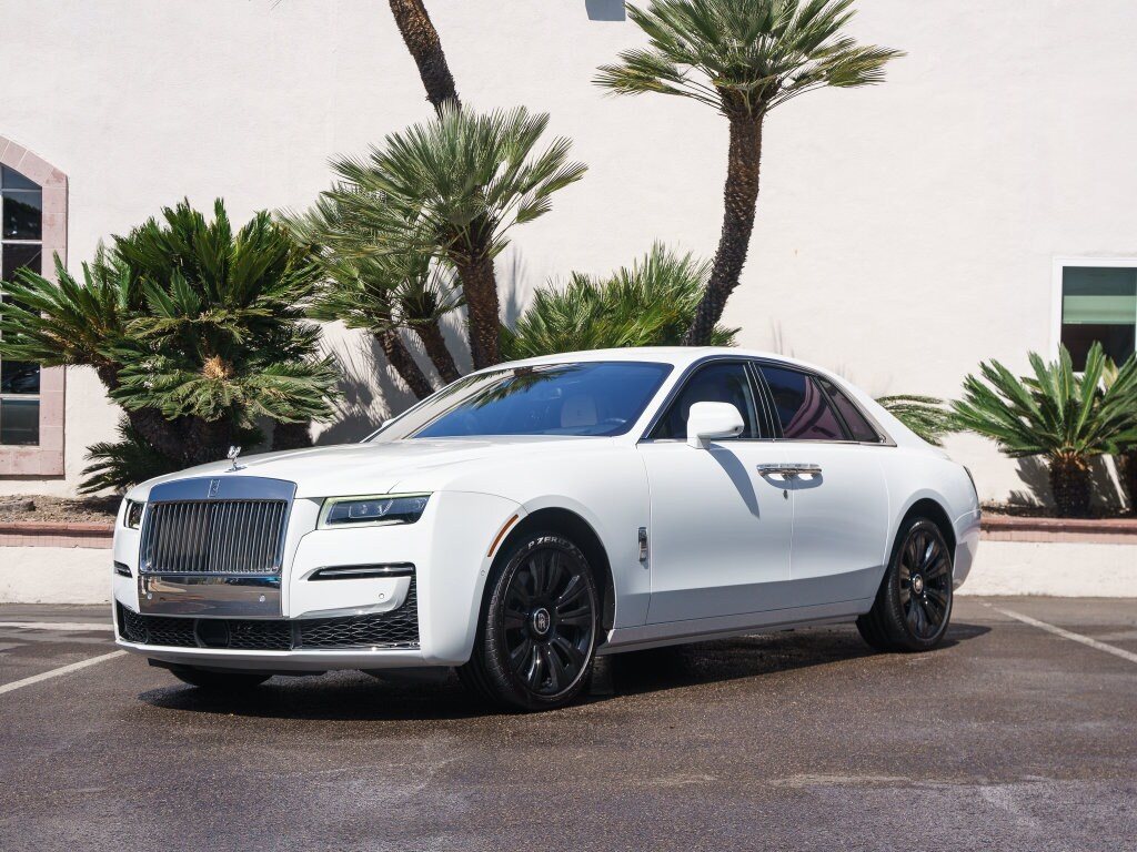 2023 Rolls-Royce Ghost Silver Badge in Arctic White - exterior photo 1