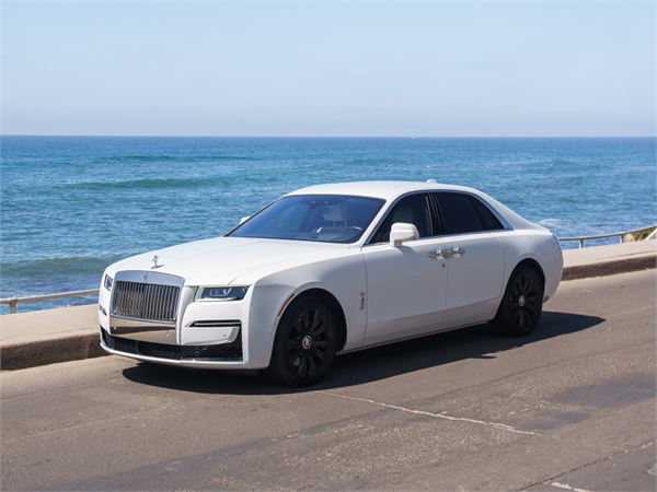 2023 Rolls-Royce Ghost Silver Badge in Arctic White - exterior photo 2