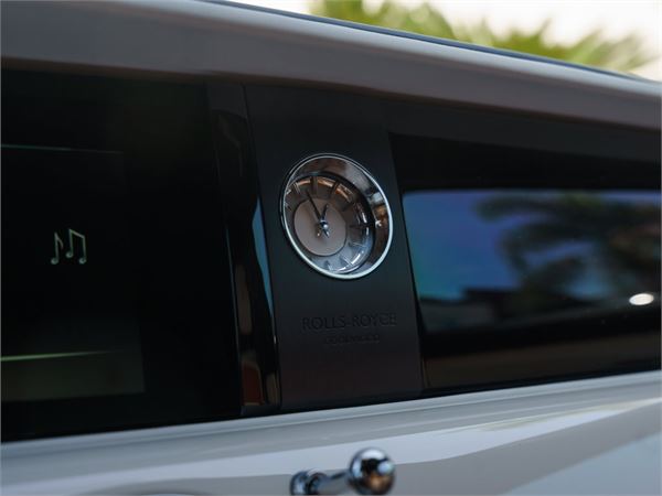 2023 Rolls-Royce Ghost Silver Badge in Arctic White - interior photo 23