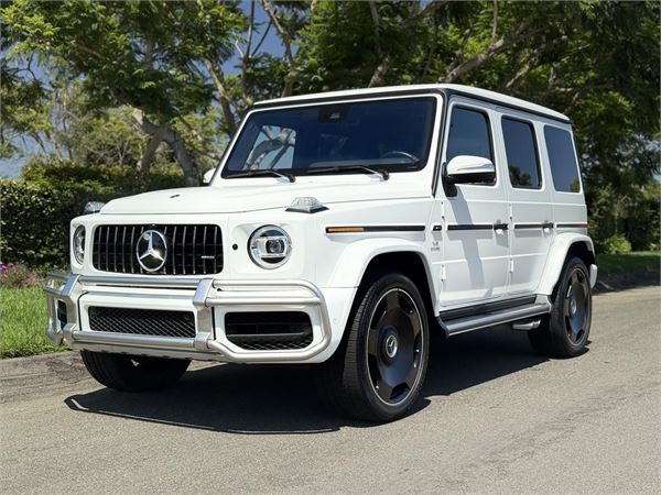 2024 Mercedes-Benz AMG G63 in Moonlight White Magno - exterior photo 2
