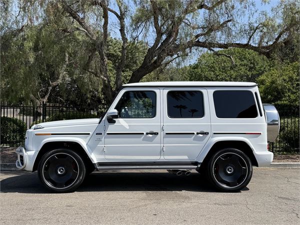 2024 Mercedes-Benz AMG G63 in Moonlight White Magno - exterior photo 3