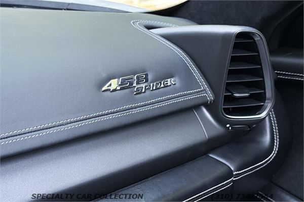 2014 Ferrari 458 Italia Spider in Bianco Avus - interior photo 23