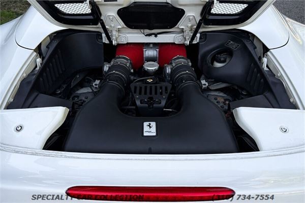 2014 Ferrari 458 Italia Spider in Bianco Avus - detail photo 24