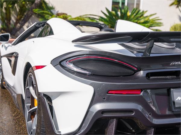 2020 McLaren 600LT in Silica White - exterior photo 11