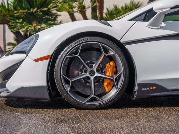2020 McLaren 600LT in Silica White - exterior photo 7