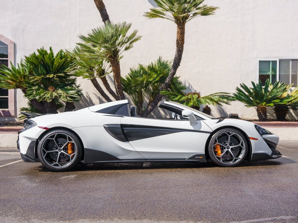 2020 McLaren 600LT in Silica White - exterior photo 1