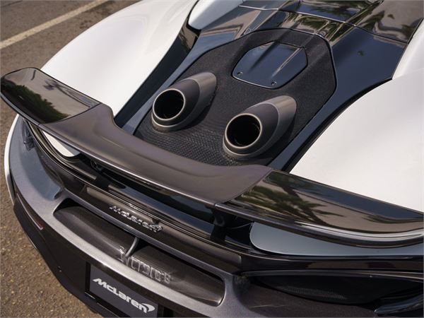 2020 McLaren 600LT in Silica White - exterior photo 9