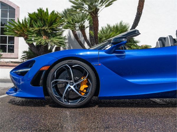 2025 McLaren 750S in Aurora Blue - exterior photo 8