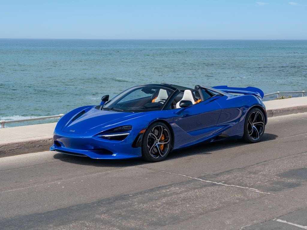 2025 McLaren 750S in Aurora Blue - exterior photo 1
