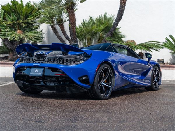 2025 McLaren 750S in Aurora Blue - exterior photo 4
