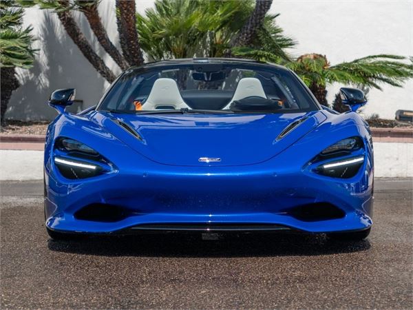 2025 McLaren 750S in Aurora Blue - exterior photo 2
