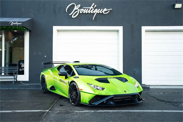 2023 Lamborghini Huracan STO