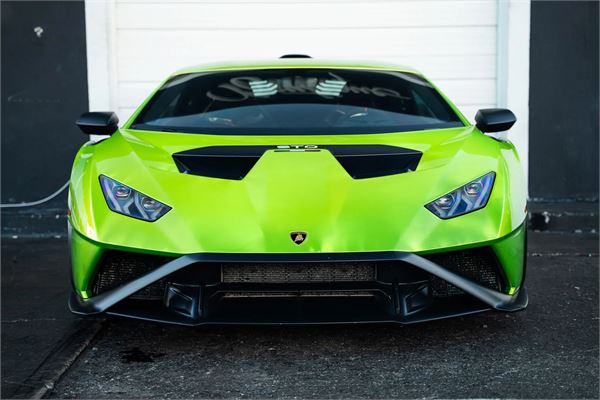 2023 Lamborghini Huracan STO in Verde Citrea - exterior photo 2