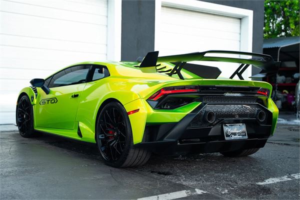 2023 Lamborghini Huracan STO in Verde Citrea - exterior photo 6