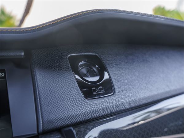 2023 Rolls-Royce Cullinan Black Badge in Black Diamond - interior photo 22