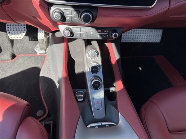 2019 Ferrari Portofino in Nero - interior photo 14