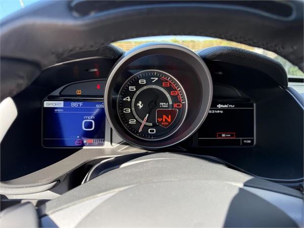 2019 Ferrari Portofino in Nero - interior photo 12