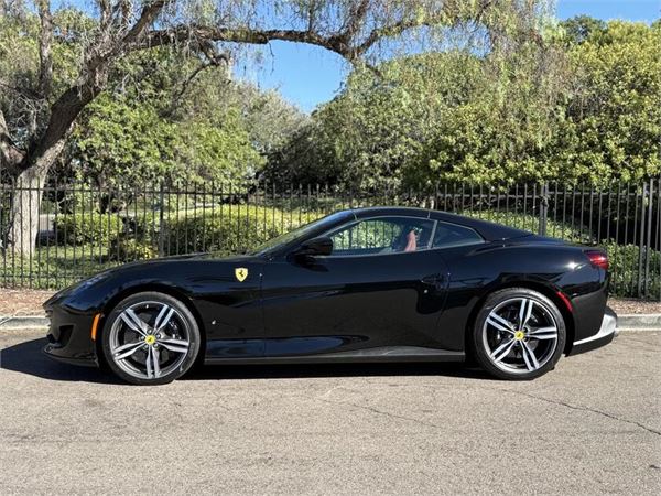 2019 Ferrari Portofino in Nero - exterior photo 2