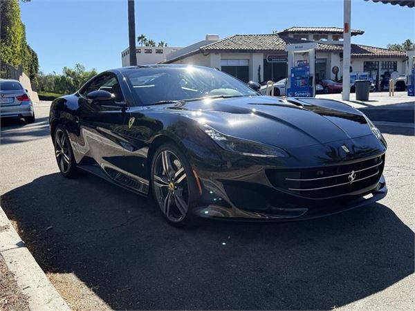 2019 Ferrari Portofino in Nero - exterior photo 6