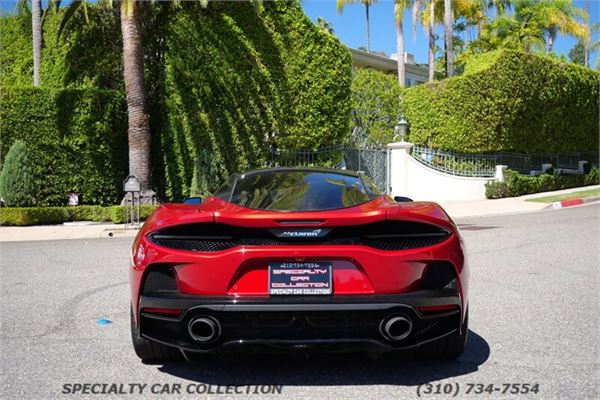2020 McLaren GT in Red - exterior photo 7