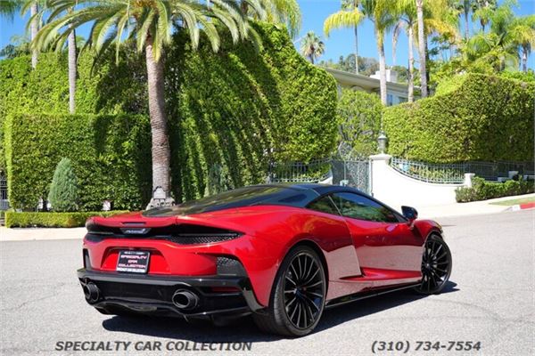 2020 McLaren GT in Red - exterior photo 6
