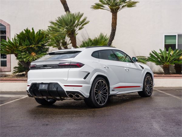 2025 Lamborghini Urus SE in Bianco Monocerus Metallic - exterior photo 4