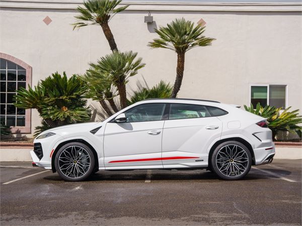 2025 Lamborghini Urus SE in Bianco Monocerus Metallic - exterior photo 12