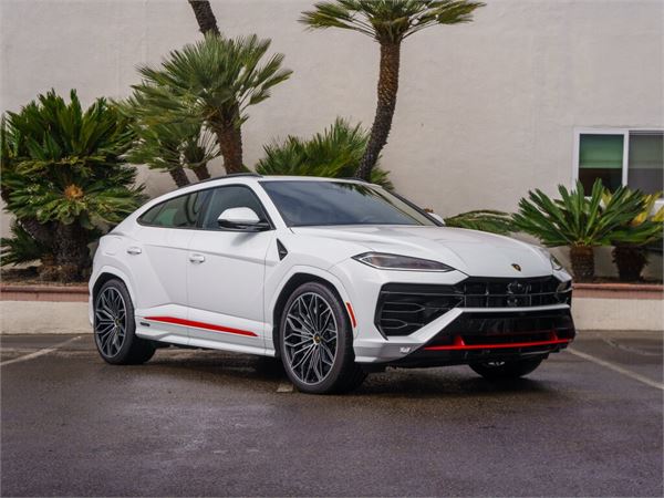 2025 Lamborghini Urus SE in Bianco Monocerus Metallic - exterior photo 9
