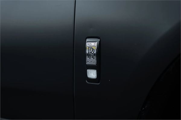 2024 Rolls-Royce Cullinan Black Badge in Black - exterior photo 19