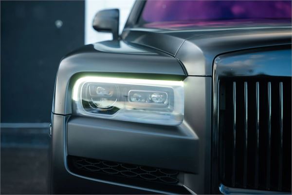 2024 Rolls-Royce Cullinan Black Badge in Black - exterior photo 13