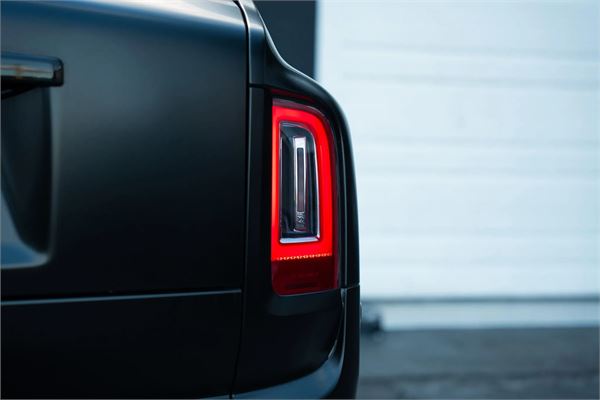 2024 Rolls-Royce Cullinan Black Badge in Black - exterior photo 22