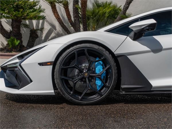 2025 Lamborghini Revuelto in Bianco Monocerus Metallic - exterior photo 7