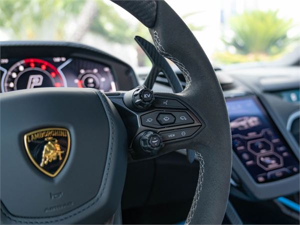 2025 Lamborghini Revuelto in Bianco Monocerus Metallic - interior photo 21