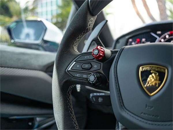 2025 Lamborghini Revuelto in Bianco Monocerus Metallic - interior photo 20