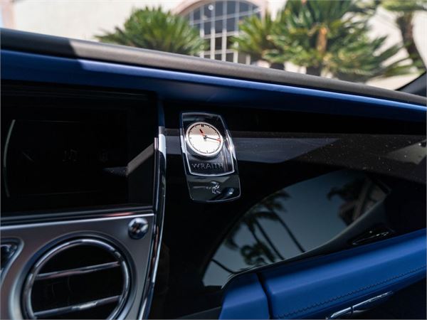 2020 Rolls-Royce Wraith in Black Diamond - interior photo 22
