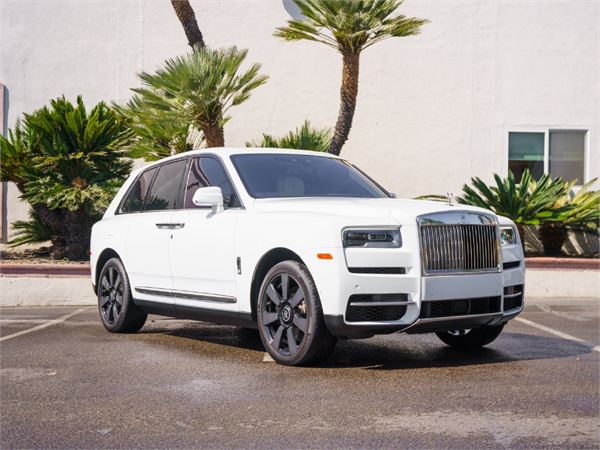 2022 Rolls-Royce Cullinan in Arctic White - exterior photo 8